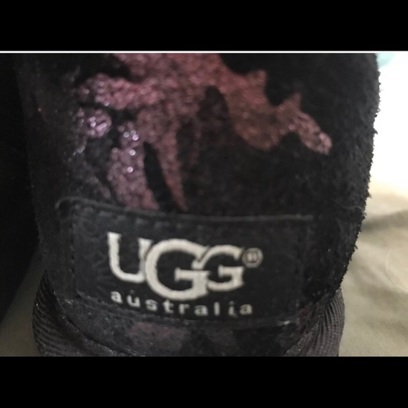 Ugg Australia Classic Short Pink Glitter Camo Boot - Picture 5 of 7